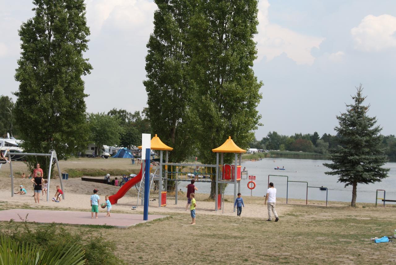 Knaus Campingpark Bad Dürkheim Exteriör bild
